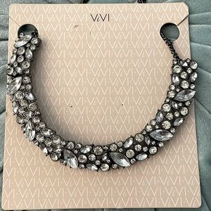 New ViVI genuine crystal necklace (hostess exclusive’s)